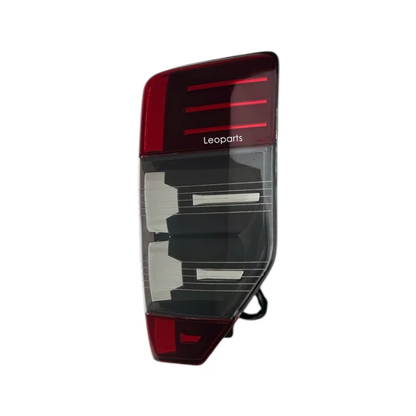 LEOPARTS Mitsubishi L200 Stop Lambası Sağ (Ledsiz) 2019-2021 8330B210 - 2