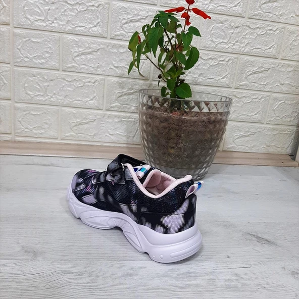 M.P One 3216 Siyah Simli Cırtlı Hafif Rahat Kız Çocuk Spor Ayakkabı - Resim 4