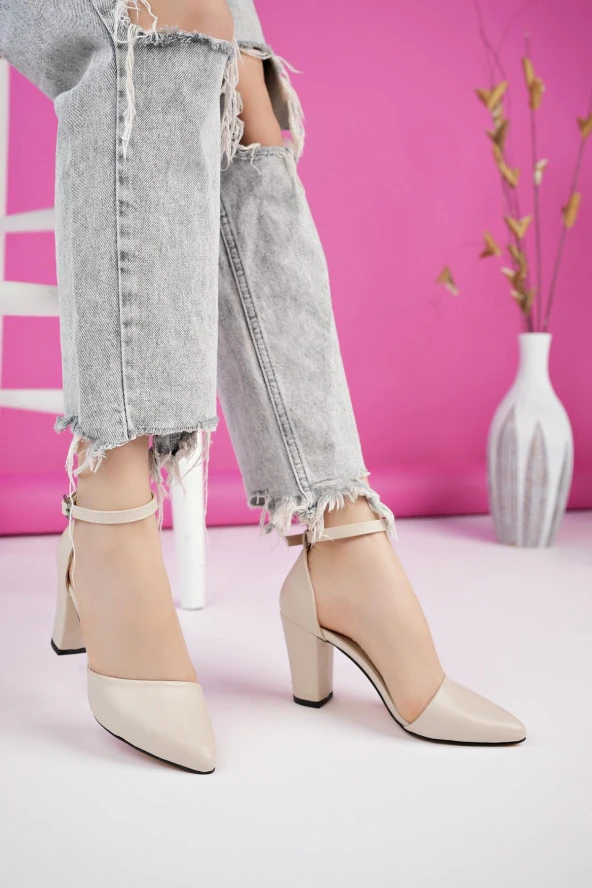 Muggo GALA Garantili Kadın Klasik Günlük Tarz Şık ve Rahat Topuklu Ayakkabı