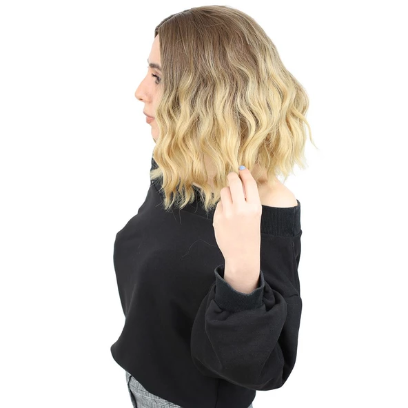 Fiber Sentetik Kısa Dalgalı Perçemsiz Peruk - Kumral / Sarı Ombreli - Resim 3