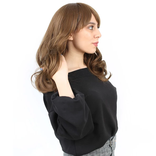 Dalgalı Perçemli Orta Boy Fiber Sentetik Peruk - Kumral - Resim 2