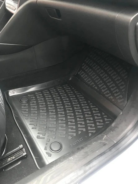 Rizline Renault Megane 4 Sedan 2015+  3D Havuzlu Paspas Siyah - 3