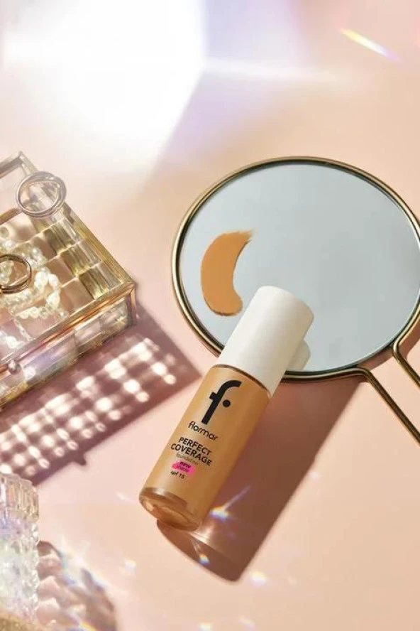 Flormar Perfect Coverage Yüksek Pigmentli & Yarı Parlak Bitişli Fondöten Spf 15 - 4