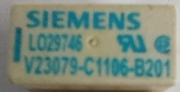 24V Tek Bobinli Çift Kontak Kilitli Röle V23079-C1106-B201 ürün görseli 1