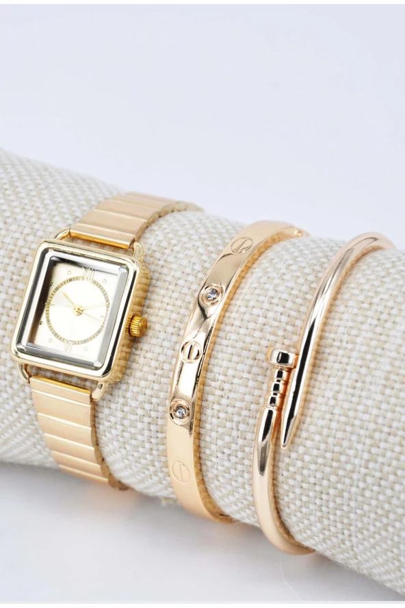 Ayarlanır Kordon Altın Renk Roma Rakam Taşlı ve Çivili Model Bileklikli Kadın Kol Saati SU-895 - 2