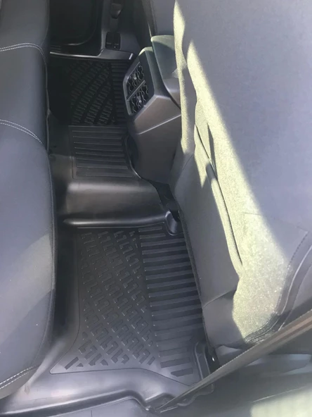 Rizline Ford Ranger 2023+ 3D Havuzlu Paspas Siyah - Resim 4