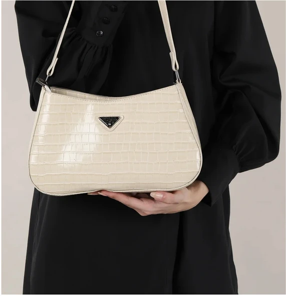 Bagorama PRAD Kadın Suni Deri Desenli Baget Omuz Çantası - 8