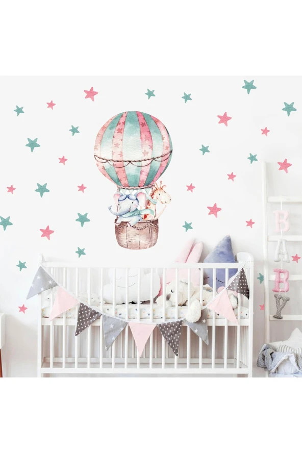 Balon İle Uçan Fil ve Zürefa Yıldız Temalı Çocuk Odası Duvar Sticker 50 x 70 cm