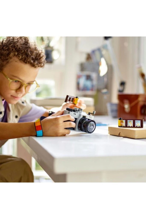 LEGO ® Creator Retro Fotoğraf Makinesi 31147 - Yaratıcı Oyuncak Yapım Seti (261 Parça) - 6
