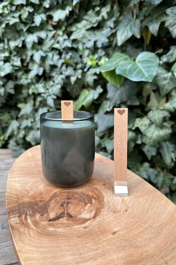 Ahşap Düz Model 15mm en x 100mm boy x 0,5mm kalınlık KALP DESENLİ Mum Fitili + Sehpa ( 10 Adet ) ürün görseli