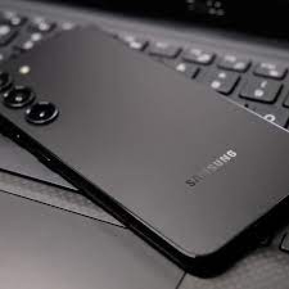 Samsung Galaxy S23 256 GB 8 GB Ram SİYAH RENK  (Samsung Türkiye Garantili) - 2