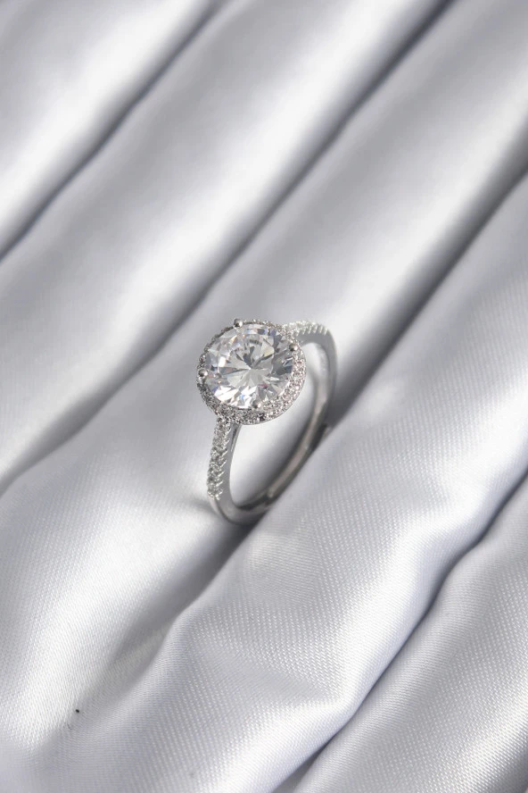 Pirinç Gümüş Renk Zirkon Taşlı Kadın Yüzük - TJ-BYK2966 ürün görseli 1