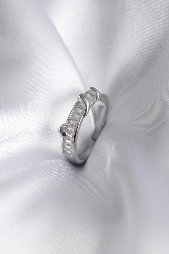 Pirinç Gümüş Renk Su Yolu Zirkon Taşlı Kadın Yüzük - TJ-BYK2914 ürün görseli 1