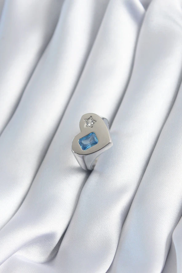 Pirinç Gümüş Renk Kalp Model Yıldız Zirkon Taş Detay Kadın Yüzük - TJ-BYK2894 ürün görseli 1