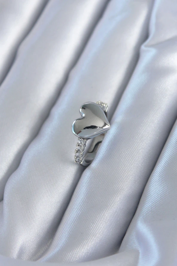 Gümüş Renk Pirinç Zirkon Taşlı Kalp Model Kadın Yüzük - TJ-BYK2820 ürün görseli 1