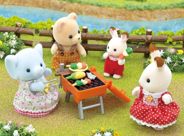 Sylvanian Families Barbekü Piknik Fil Kız ESF5640 - Resim 2