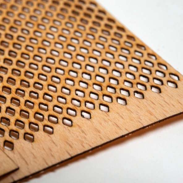 Delikli Model (baklava) 25 x 100 x 0.5 mm Sehpalı 75 Adet - Resim 3