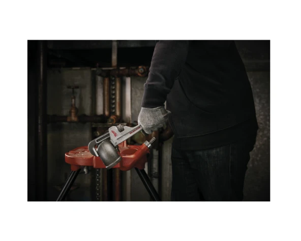 Milwaukee Ağır Tip Boru Anahtarı 12'' 48227212 - 2