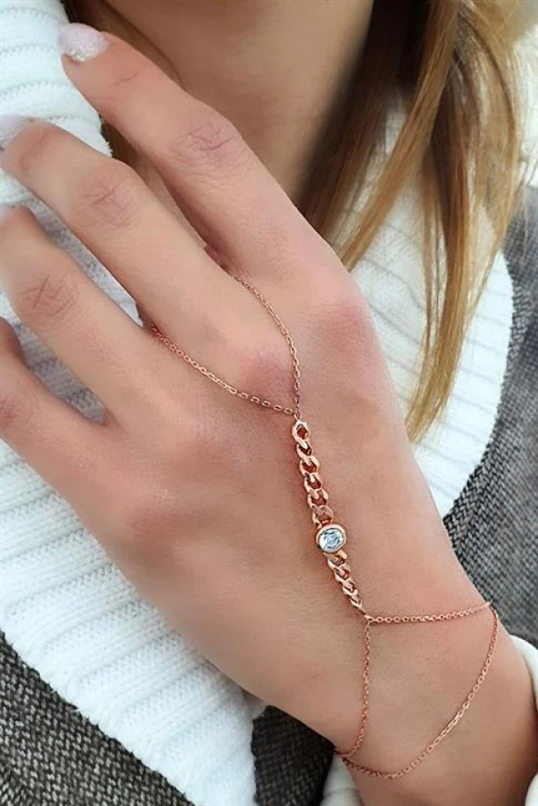 Zirkon Taş Detaylı 925Ayar Gümüş Tasarım Şahmeran ürün görseli