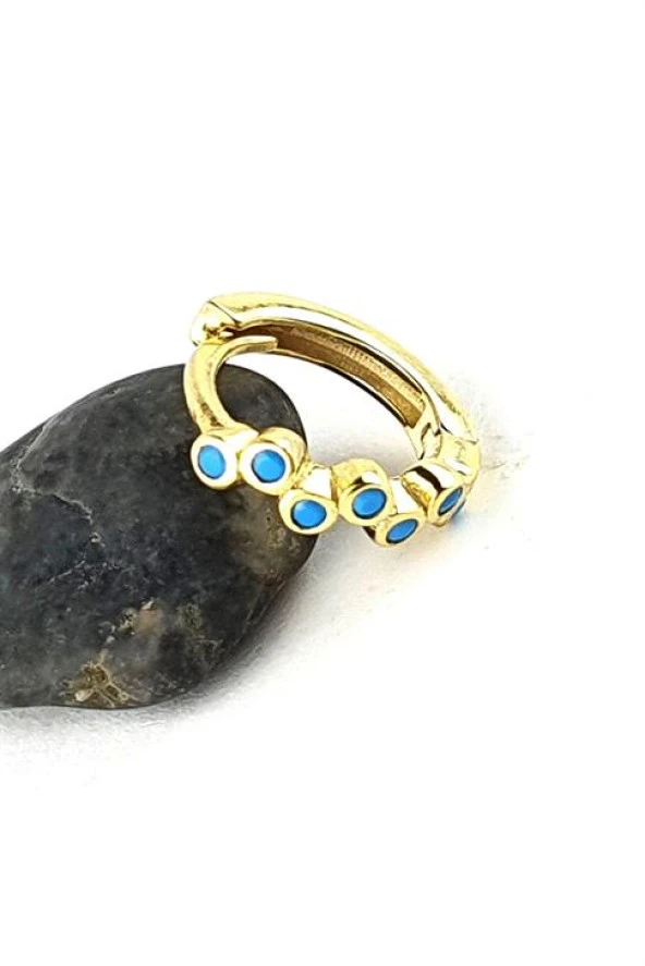 Turkuaz Taşlı 925Ayar Gümüş Üzerinealtın Kaplama Minimal Tek Kıkırdak  Halka Küpe Çap 1Cm ürün görseli