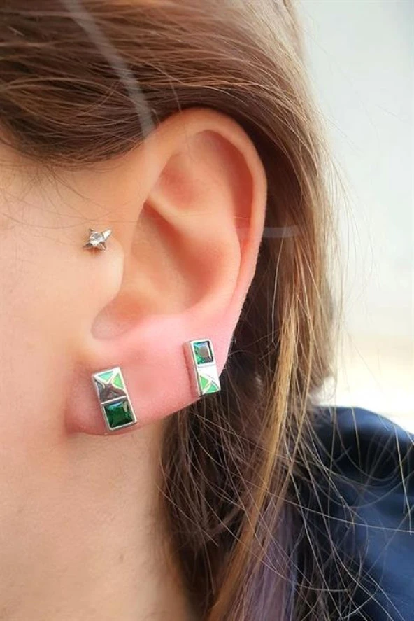 Yeşil Zirkon Taşlı 925Ayar Gümüş  Luxury Tasarım Trend Küpe ürün görseli