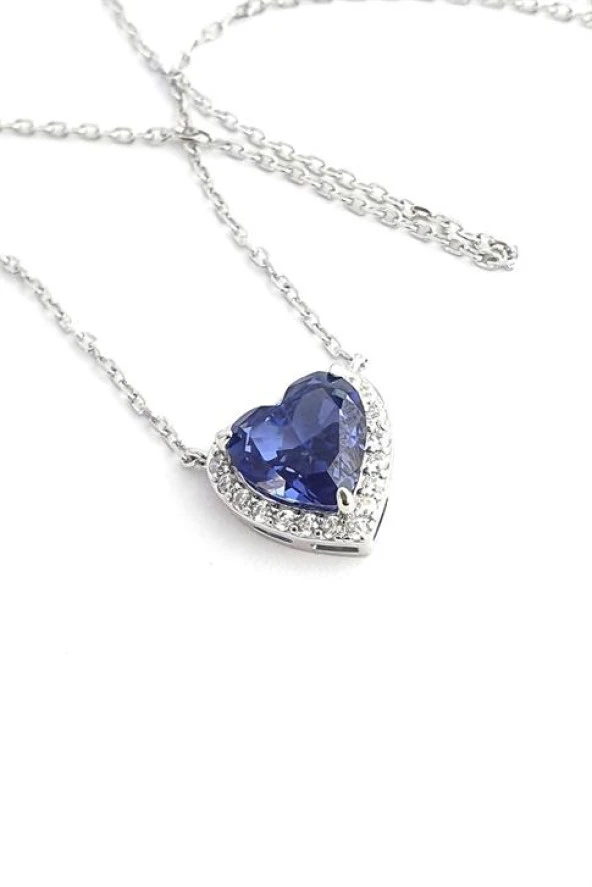 Sky Diamond Purple  Tanzanit İce Cut  925Ayar Gümüş Üzerine Altın Kaplama Kalp Kolye ürün görseli