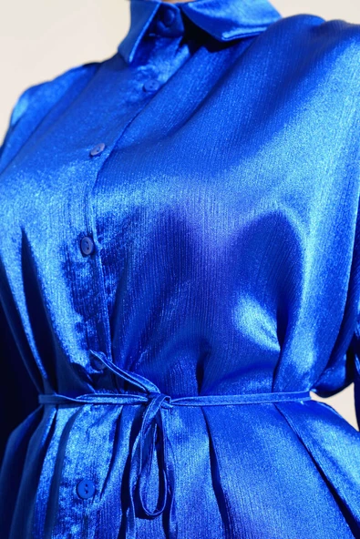 Parlak Gömlekli Takım Saks - Resim 4