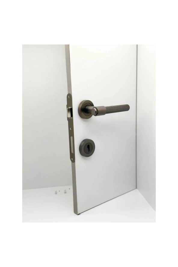 Punch Mat Skoç Füme Rozetli Oda Kapı Kolu 4 Takım - Resim 4