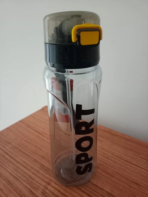 700ml Darbeye Isıya Dayanıklı Pipetli Suluk Matara BPA İçermez RLX426-Siyah