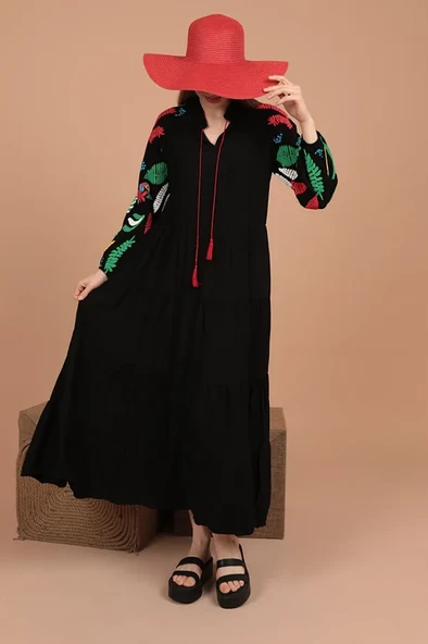 Kolları Kabartma Baskı Detaylı Uzun Kollu ve Uzun Boylu Viskon Kumaşlı Kadın Elbise Yaz/Bahar Siyah - 6