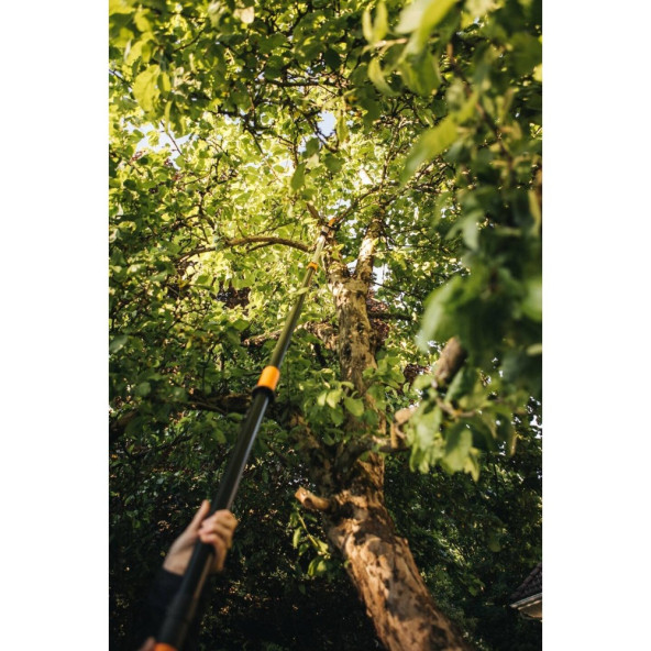 Fiskars Upx86 115012 Teleskopik Yüksek Dal Budama Makası - 6