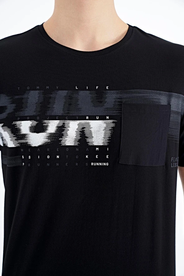 Tommy Life Siyah Ön Cep Detaylı Baskılı Standart Kalıp Erkek T-shirt - 88200 - 6