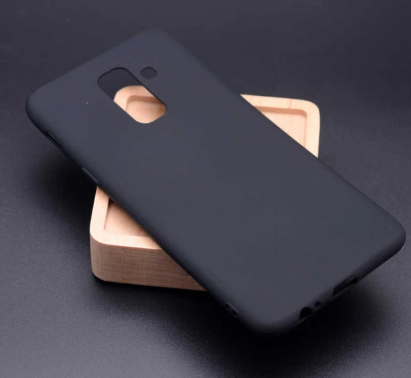 Samsung Galaxy A6 Plus 2018 Kılıf Soft Mat Premier Case - 4
