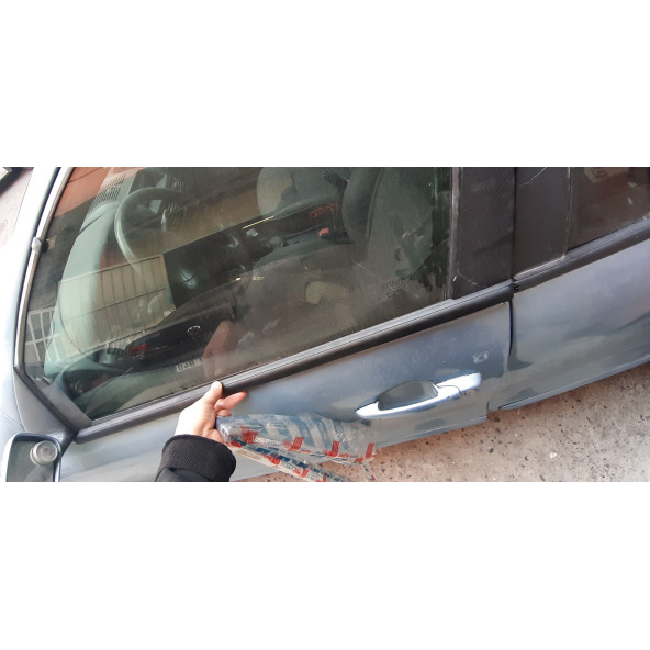 FİAT BRAVA  VE MAREA 4 KAPILI ÖN SOL KAPI CAM KENAR ÇITASI FİTİLİ 71718647 - 2