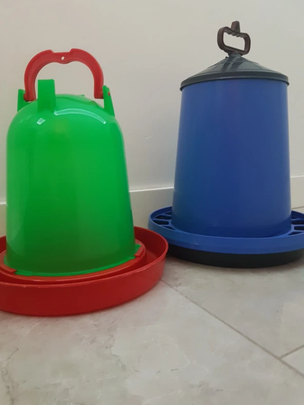 Tavuk 15 Kg Yemlik 10 Lt  Suluk