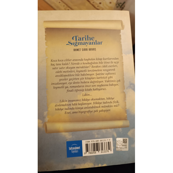 -ÜSTTE MAVI GOK ALTTA YAĞIZ YER-  Tarihe Sigmayanlar  AHMET SIRRI ARVAS  Sultanahmet Yayınları - 2