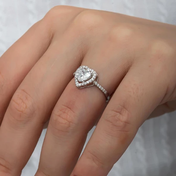 Kalpli  Zirkon Taşlı Gümüş Tektaş Yüzük - 6