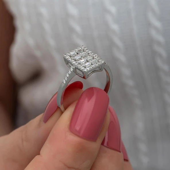 Dik Dikdörtgen Zirkon Taşlı Zincir Motifli Gümüş Tektaş Yüzük - Resim 6