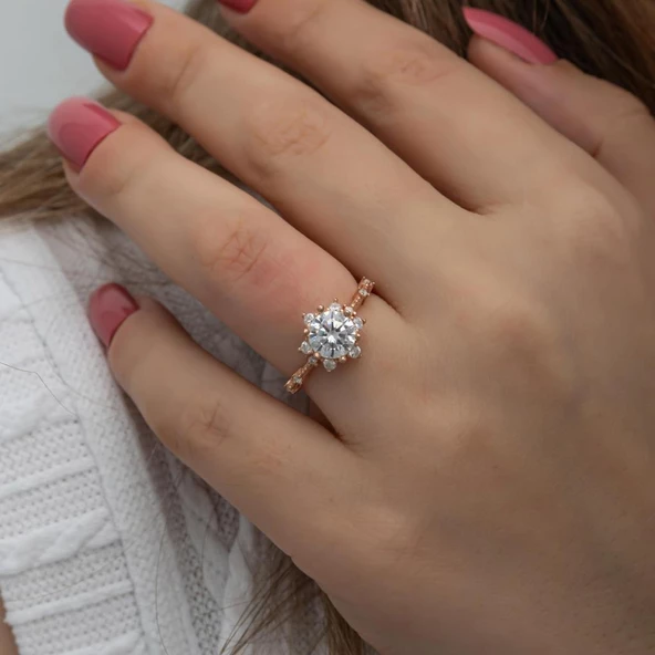 Prenses Model Rose Kaplama Zirkon Taşlı Gümüş Tektaş Yüzük - Resim 7