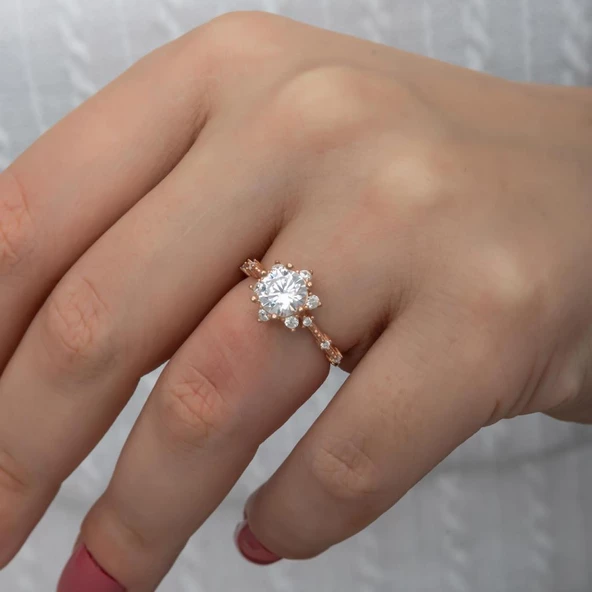 Prenses Model Rose Kaplama Zirkon Taşlı Gümüş Tektaş Yüzük - Resim 9