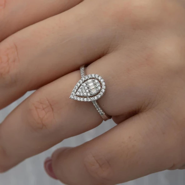 Damla Desenli Baget Taşlı Gümüş Tektaş Yüzük - Resim 5