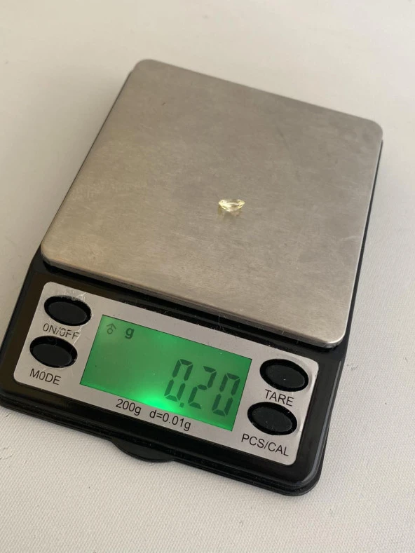 Faset Kesim Beyaz Safir Taşı 1 Karat - 4