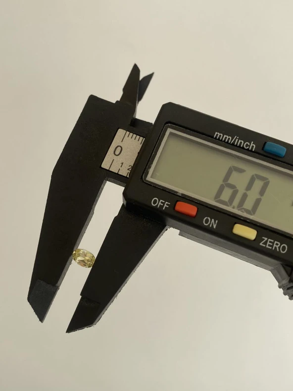 Faset Kesim Beyaz Safir Taşı 1 Karat - 6