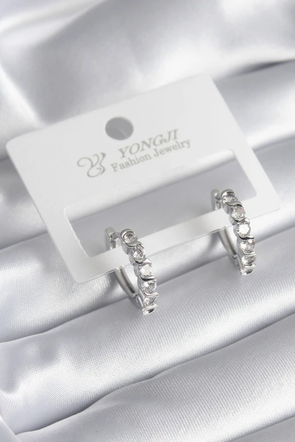 Pirinç Gümüş Renk Zirkon Taşlı Halka Model Kadın Küpe ürün görseli