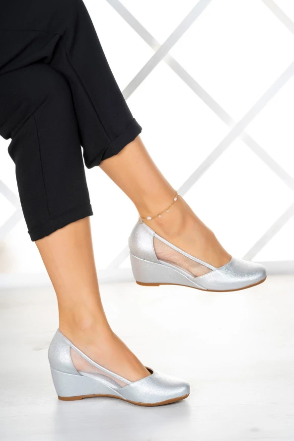 Erkan Saçmacı Evelyn Gümüş Nano Fileli Dolgu Topuklu Ayakkabı