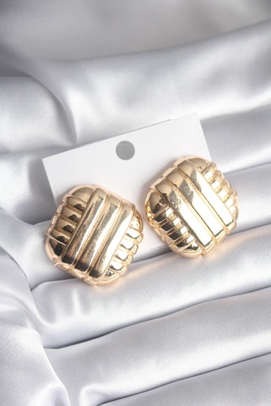 Pirinç Gold Renk İşleme Detay Kadın Küpe - TJ-BKP8403