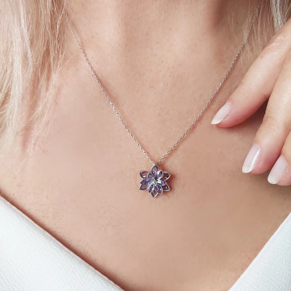Vaoov 925 Ayar Gümüş Mor Taşlı Rodyumlu Lotus Çiçeği Kolye - 4