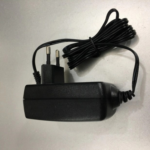 UE 12V 1.5A 18W UE18W2-120150SPAV ADAPTÖR - 2