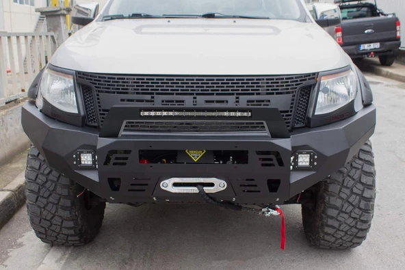 OMSA Ford Ranger Dakar Çelik Ön Tampon Sensörlü-Sensörsüz 2011-2015 Arası ürün görseli