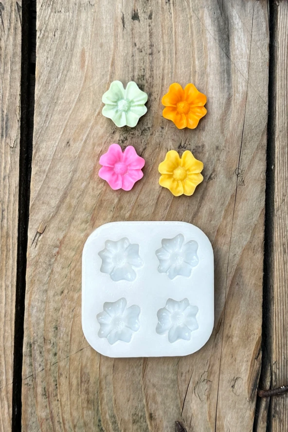 Kalanchoe Çiçeği Dörtlü Mum Kalıbı (Silikon) (1 Adet) - 2